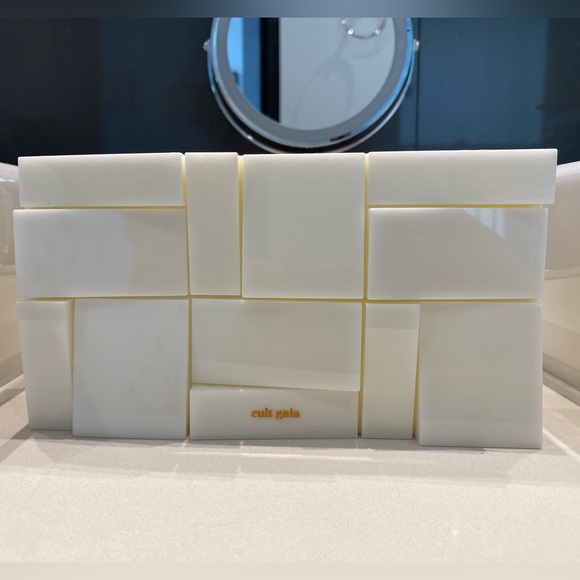 NWT Cult Gaia Galleria Clutch - WHITE